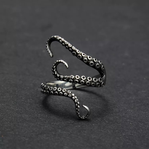Jewelry - 🐙 octopus tentacle ring- adjustable! 🐙 retro